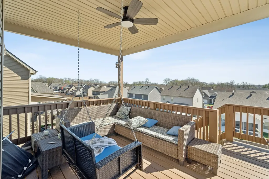 1568 Ellie Piper Circle Clarksville TN 37043
