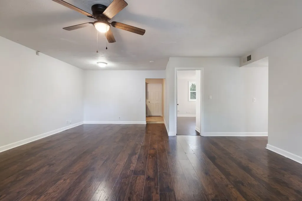 1446 E Cedar Lane Madison TN 37115