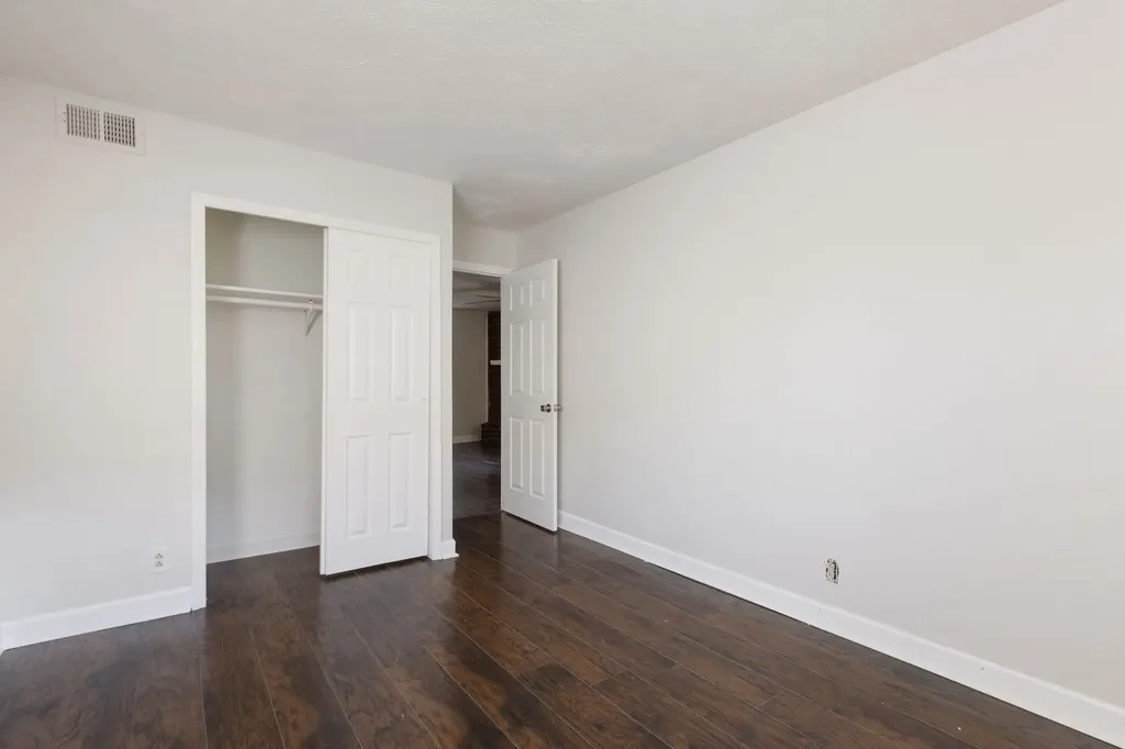 1446 E Cedar Lane Madison TN 37115