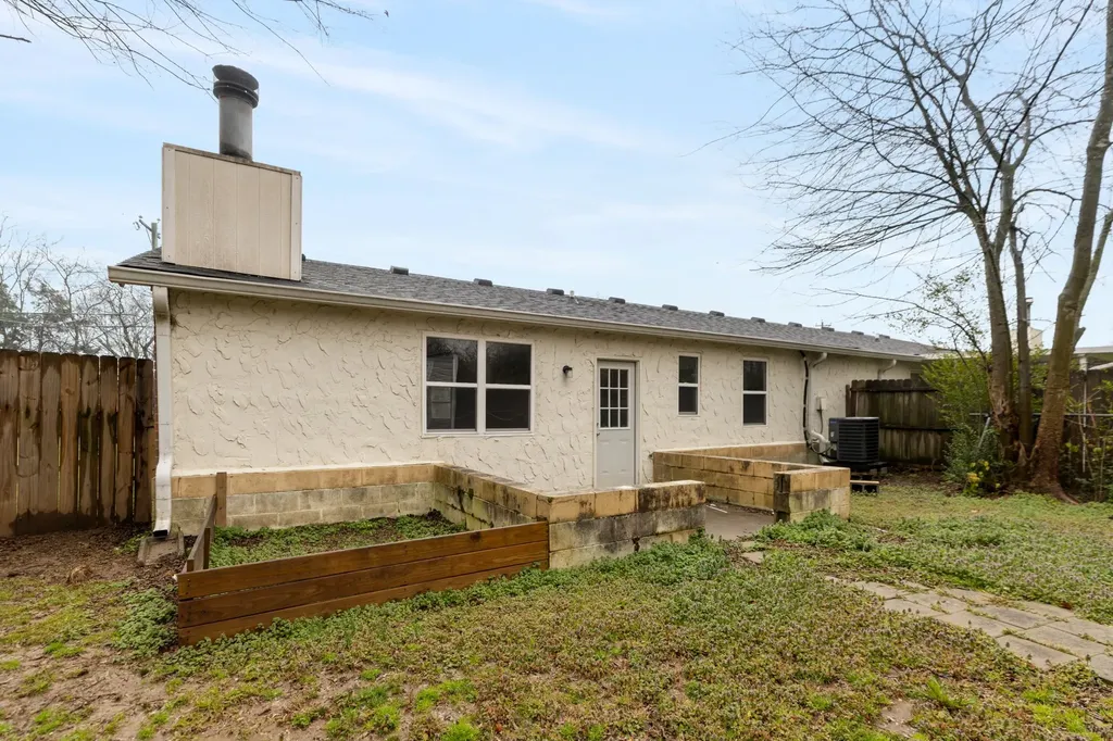 1446 E Cedar Lane Madison TN 37115