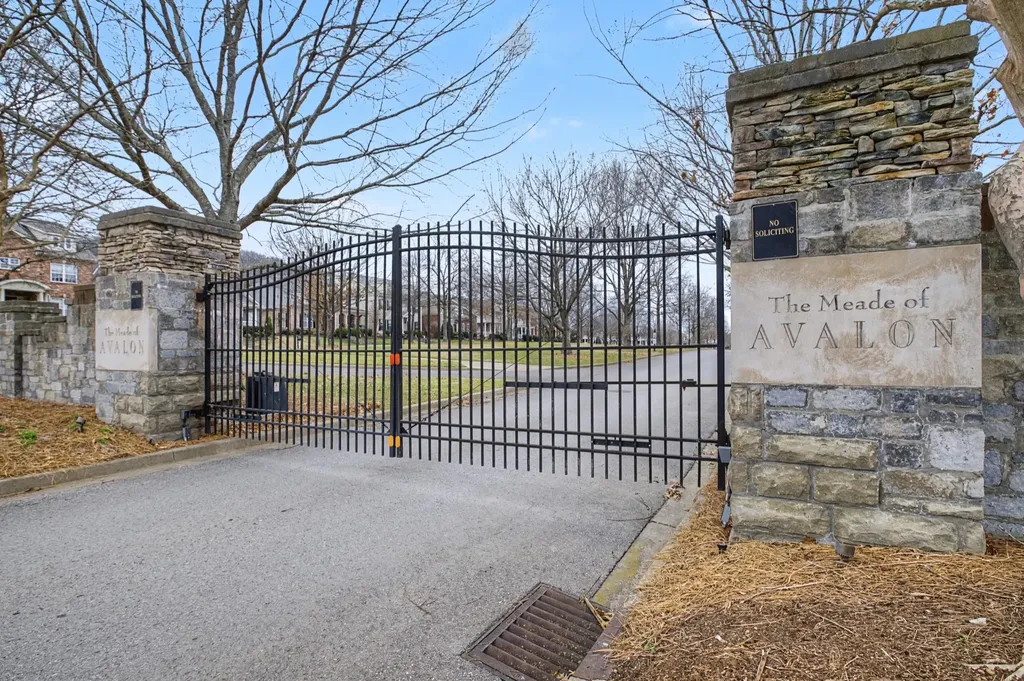 250 Pennystone Circle Franklin TN 37067