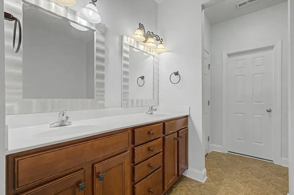 250 Pennystone Circle Franklin TN 37067