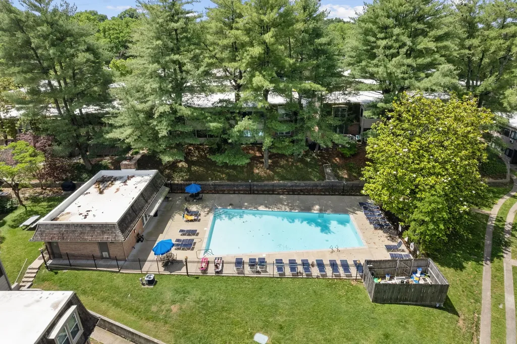 3000 Hillsboro Pike Nashville TN 37215