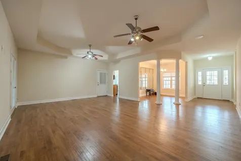 45 Dalton Cove Savannah TN 38372