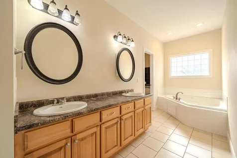 45 Dalton Cove Savannah TN 38372