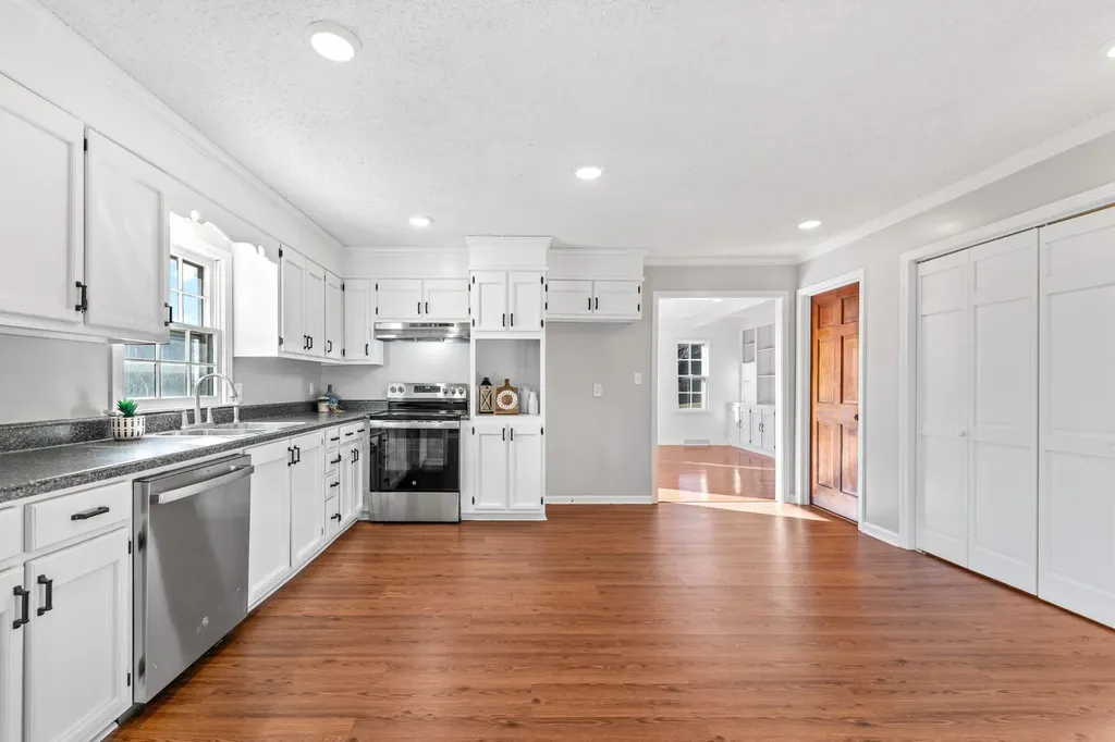 731 Maynard Lane Columbia TN 38401