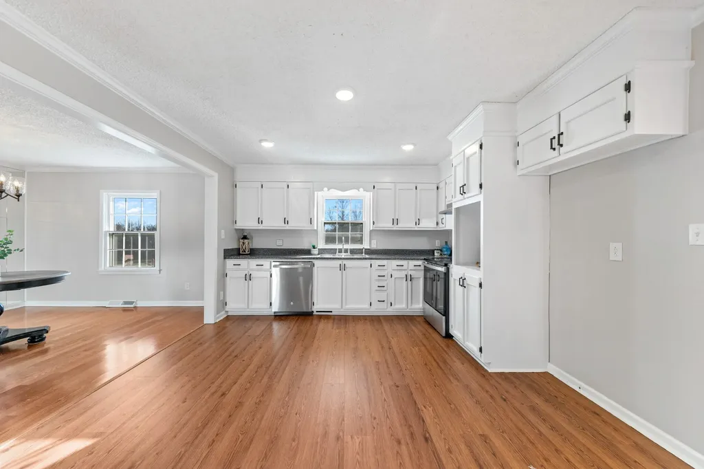 731 Maynard Lane Columbia TN 38401