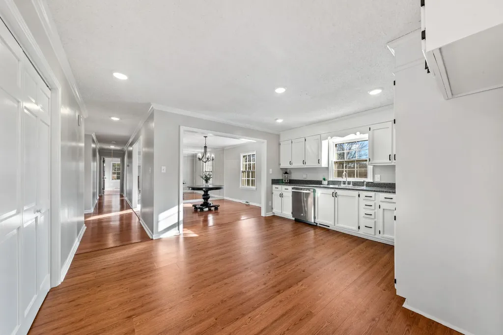 731 Maynard Lane Columbia TN 38401