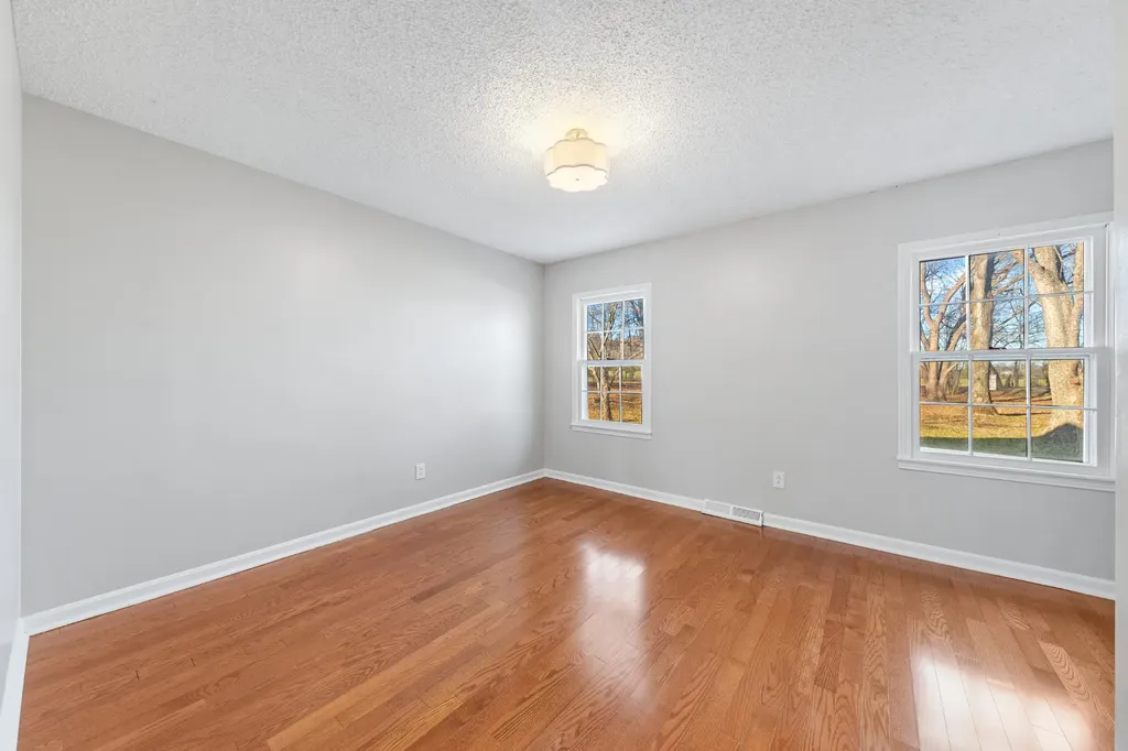 731 Maynard Lane Columbia TN 38401