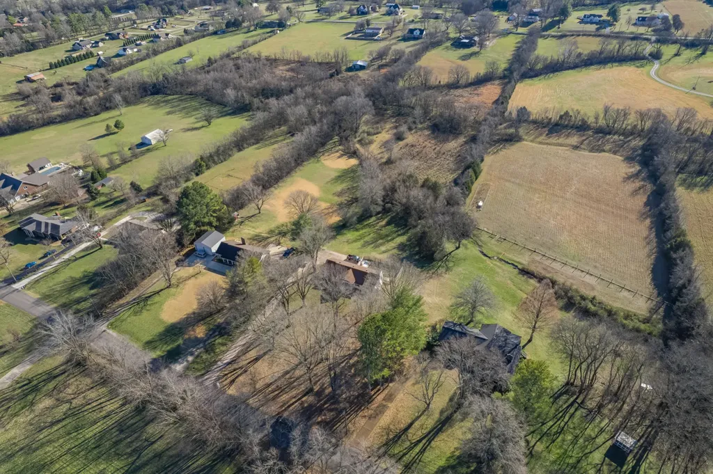 731 Maynard Lane Columbia TN 38401
