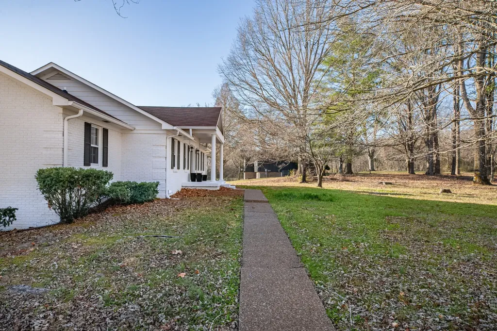 731 Maynard Lane Columbia TN 38401