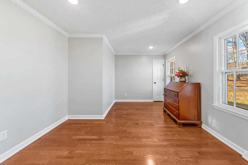 731 Maynard Lane Columbia TN 38401