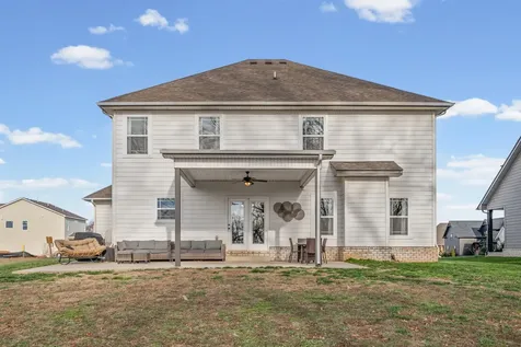 942 Alton Drive Clarksville TN 37043