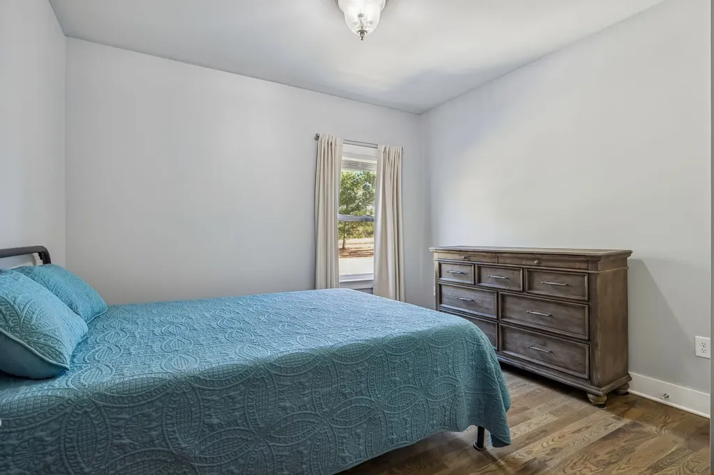 9681 Bud Qurriel Road Bon Aqua TN 37025