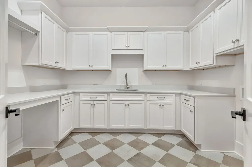 7051 Kinderhook Road Nashville TN 37221
