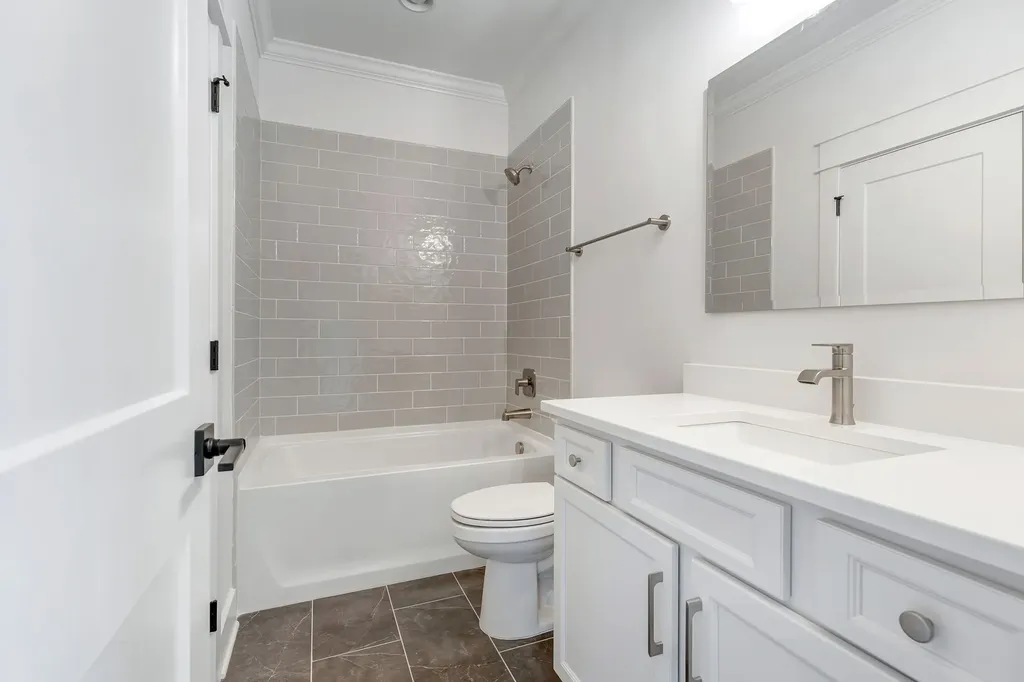 7051 Kinderhook Road Nashville TN 37221