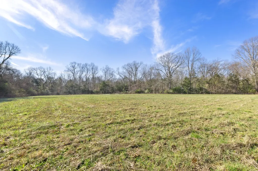 2265 Holly Grove Road Lewisburg TN 37091