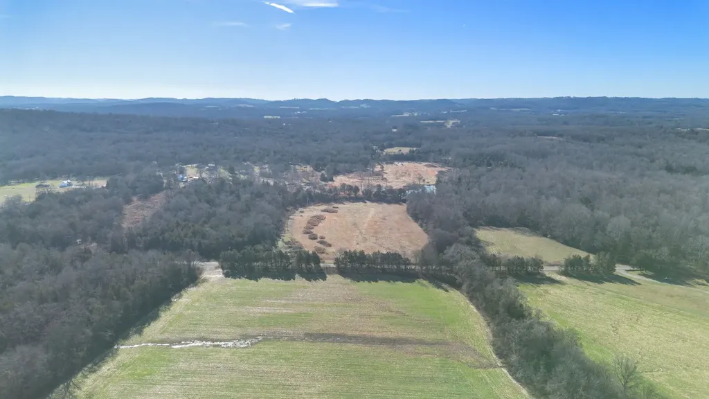 2265 Holly Grove Road Lewisburg TN 37091