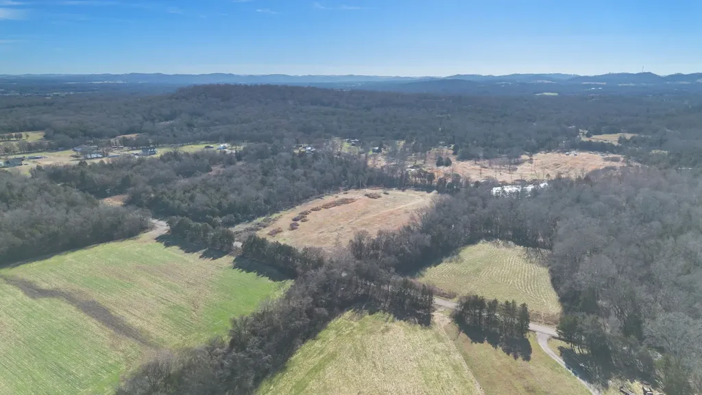 2265 Holly Grove Road Lewisburg TN 37091