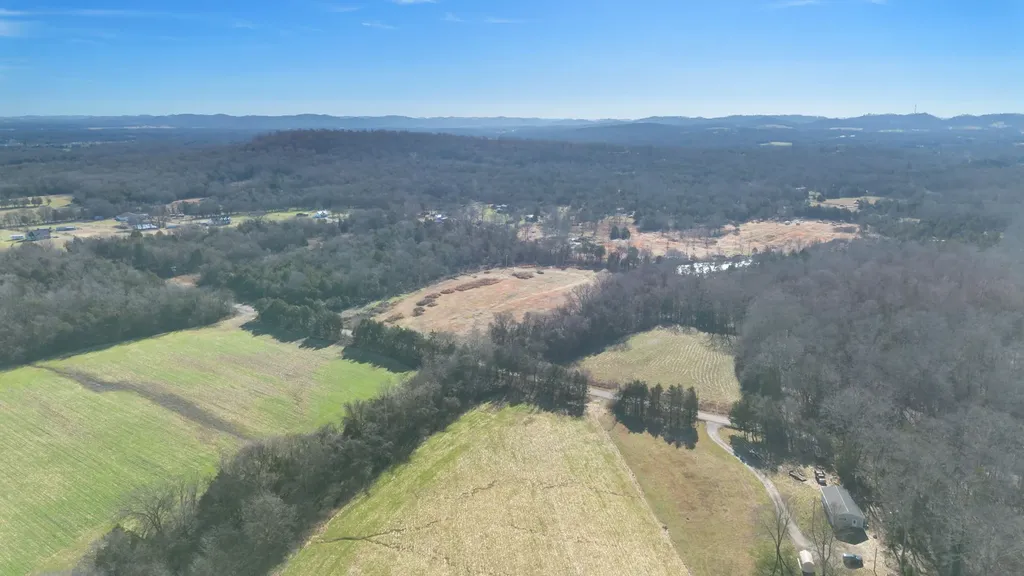 2265 Holly Grove Road Lewisburg TN 37091