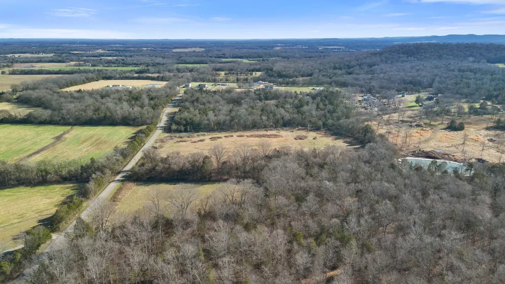 2265 Holly Grove Road Lewisburg TN 37091