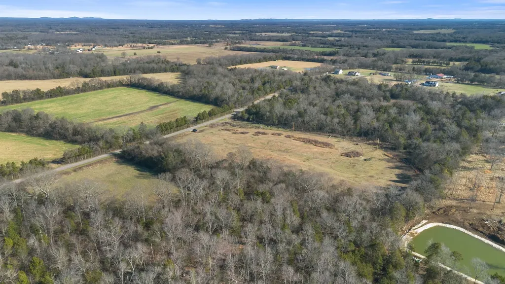 2265 Holly Grove Road Lewisburg TN 37091