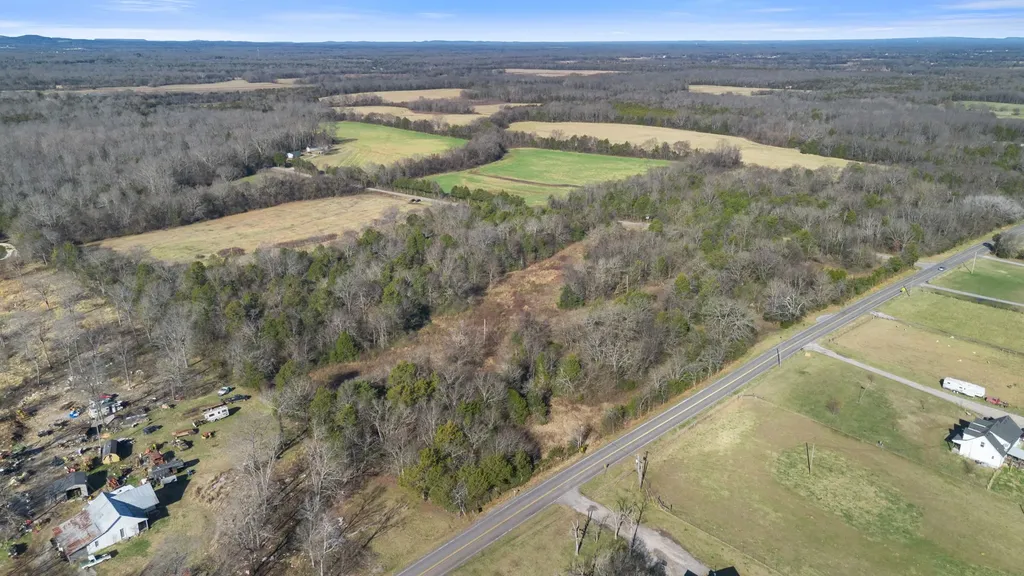 2265 Holly Grove Road Lewisburg TN 37091