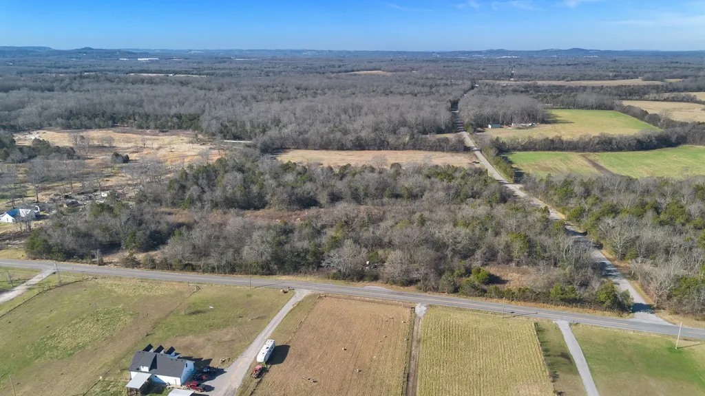 2265 Holly Grove Road Lewisburg TN 37091