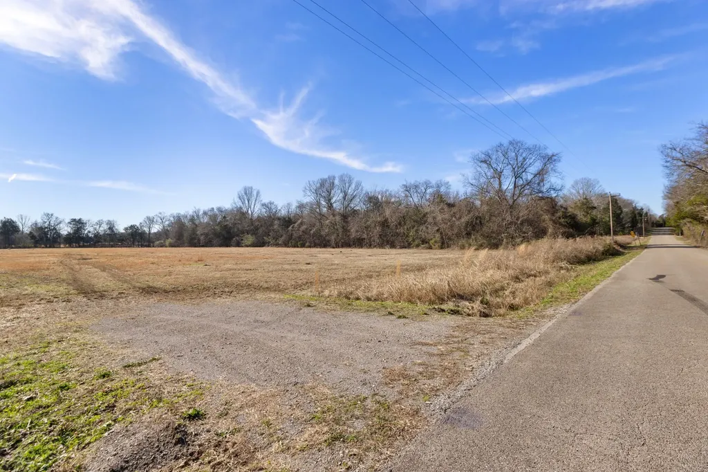 2265 Holly Grove Road Lewisburg TN 37091