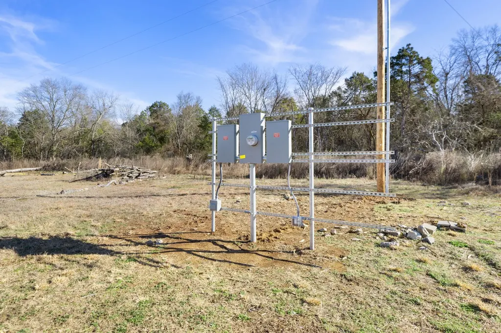 2265 Holly Grove Road Lewisburg TN 37091