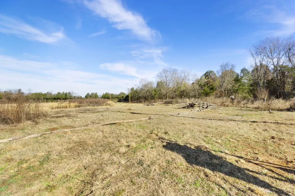 2265 Holly Grove Road Lewisburg TN 37091