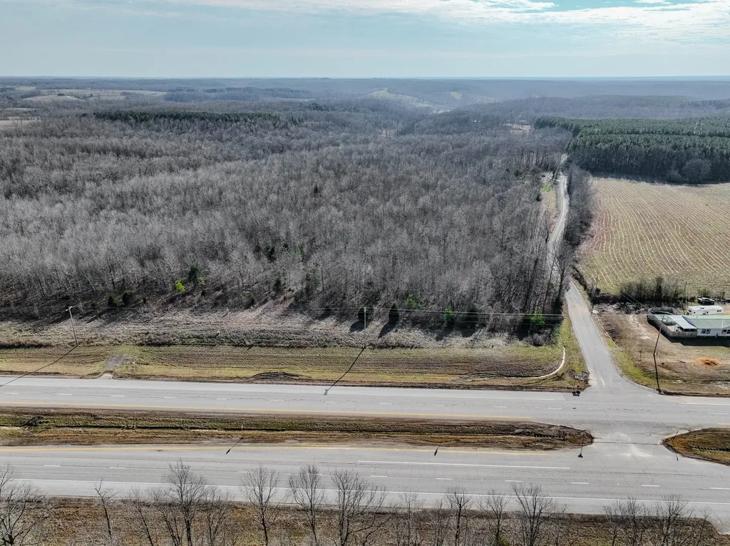 0 Lawrenceburg Highway Lawrenceburg TN 38464
