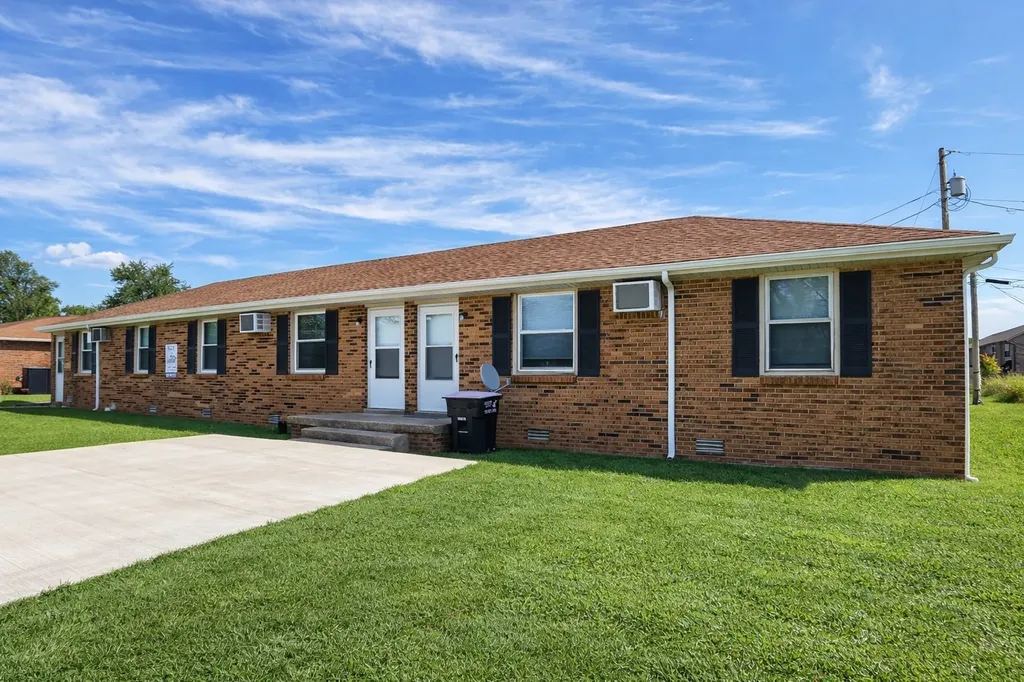 145 Tandy Drive Clarksville TN 37042