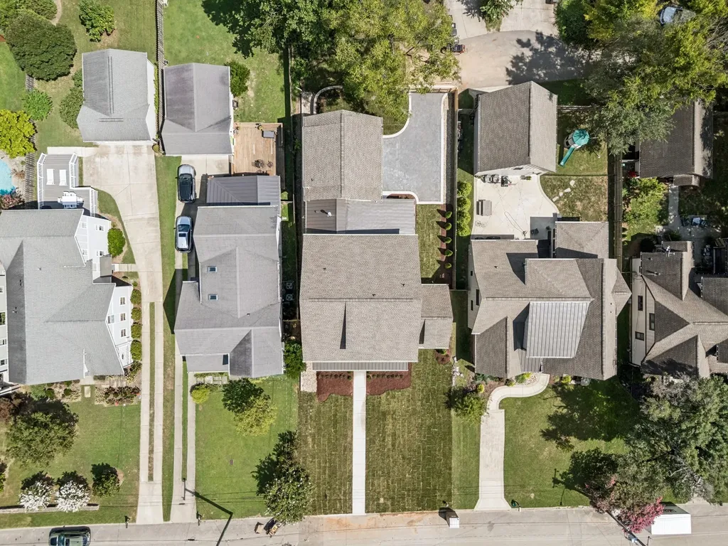 214 38th Ave, N Nashville TN 37209