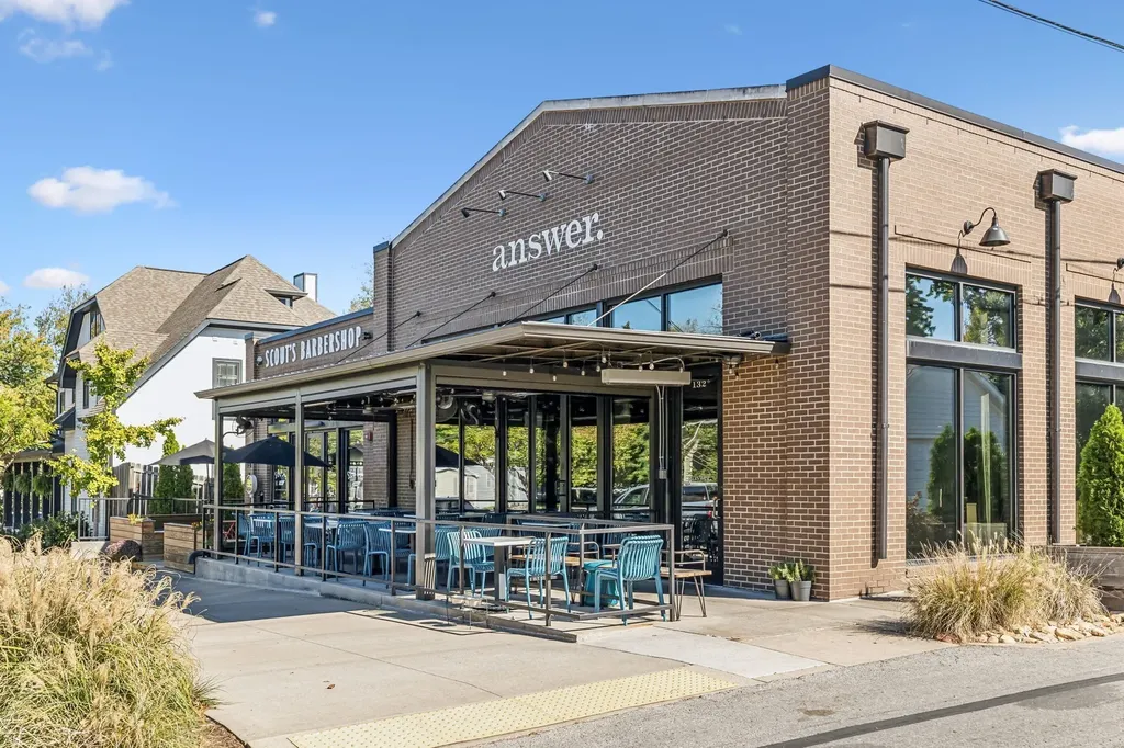 214 38th Ave, N Nashville TN 37209