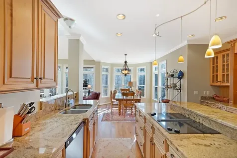 2046 Lakeshore Drive Monteagle TN 37356