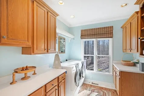 2046 Lakeshore Drive Monteagle TN 37356
