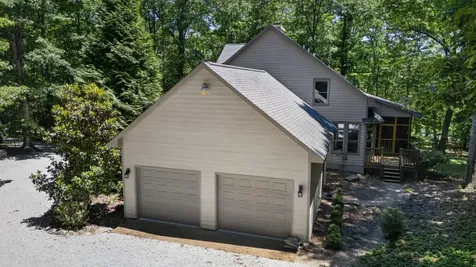 2046 Lakeshore Drive Monteagle TN 37356