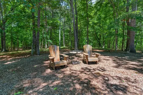 2046 Lakeshore Drive Monteagle TN 37356