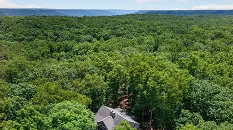 2046 Lakeshore Drive Monteagle TN 37356