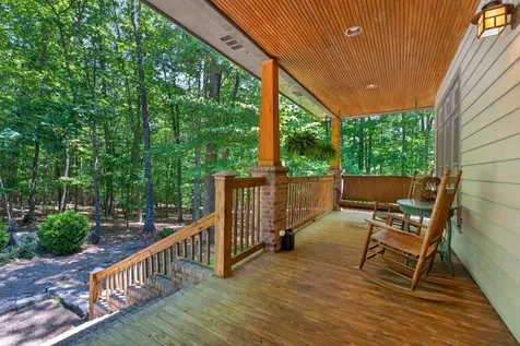 2046 Lakeshore Drive Monteagle TN 37356