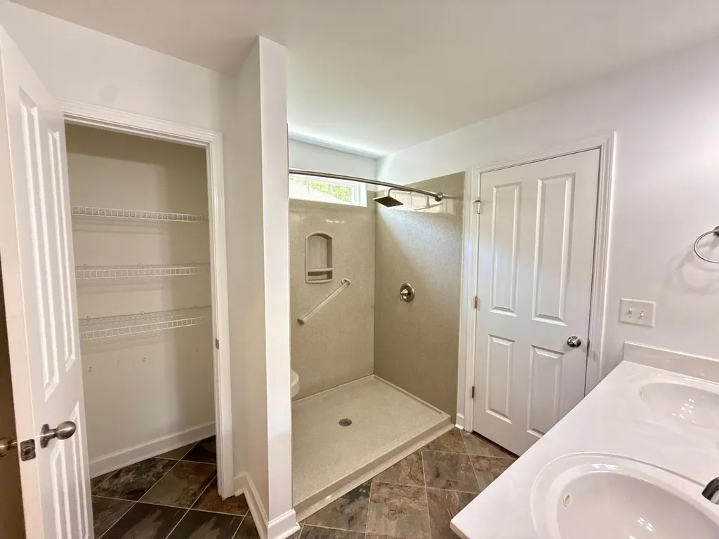 2422 Duxbury Drive Columbia TN 38401