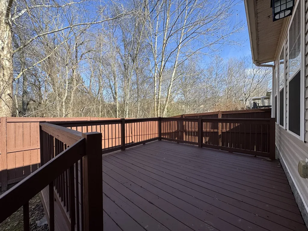 2422 Duxbury Drive Columbia TN 38401