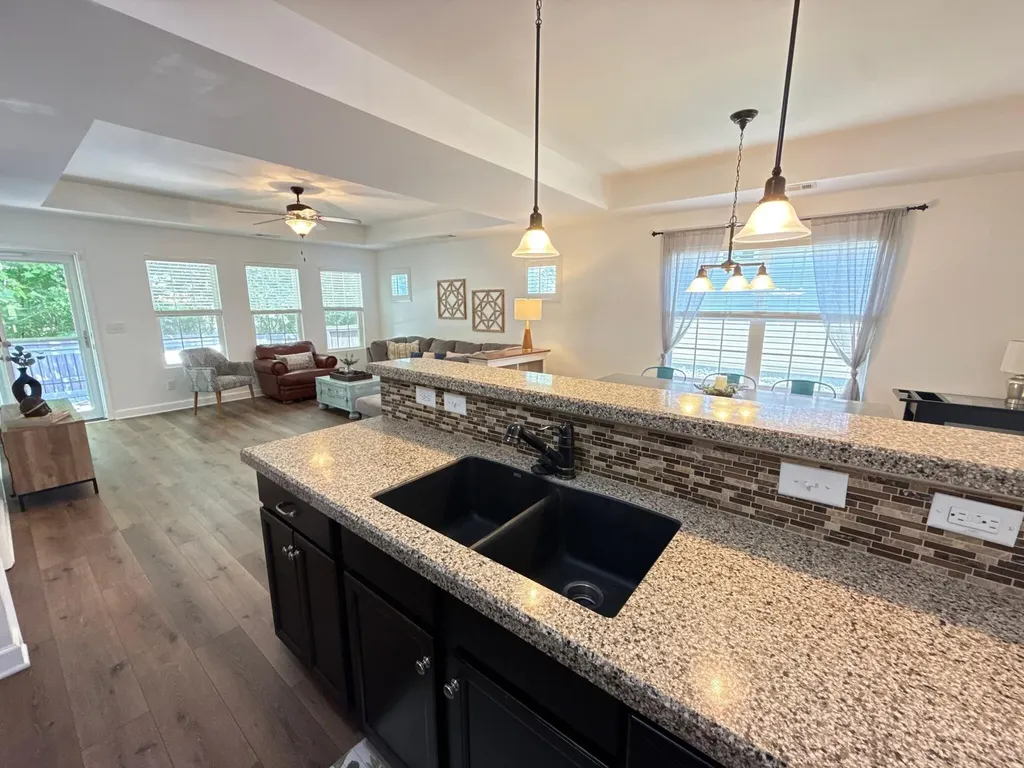 2422 Duxbury Drive Columbia TN 38401