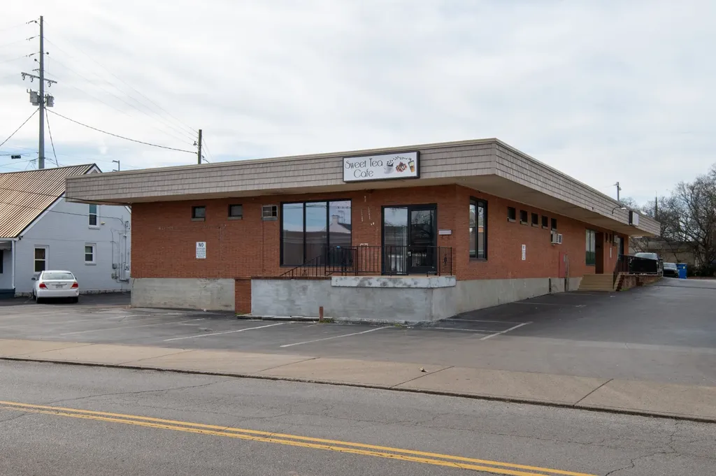 104 N Greenwood Street Lebanon TN 37087