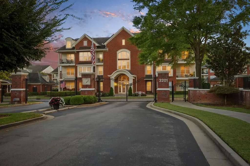 3201 Aspen Grove Drive Franklin TN 37067