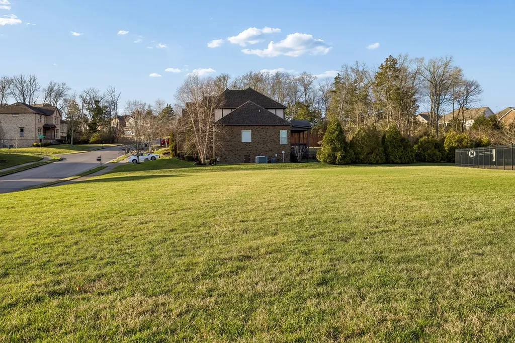 5105 Helmsdale Court Hermitage TN 37076