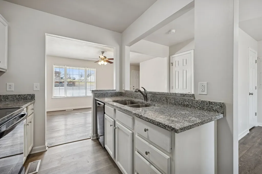 2607 Landrum Court #16 Springfield TN 37172