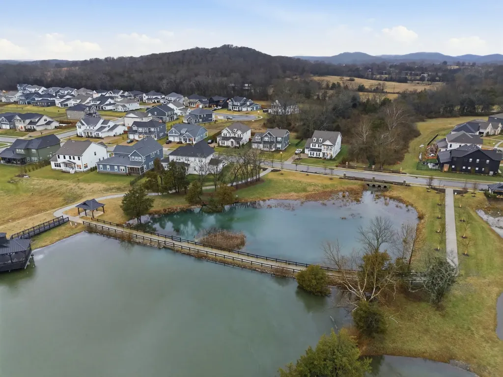 1065 Pine Creek Drive Arrington TN 37014