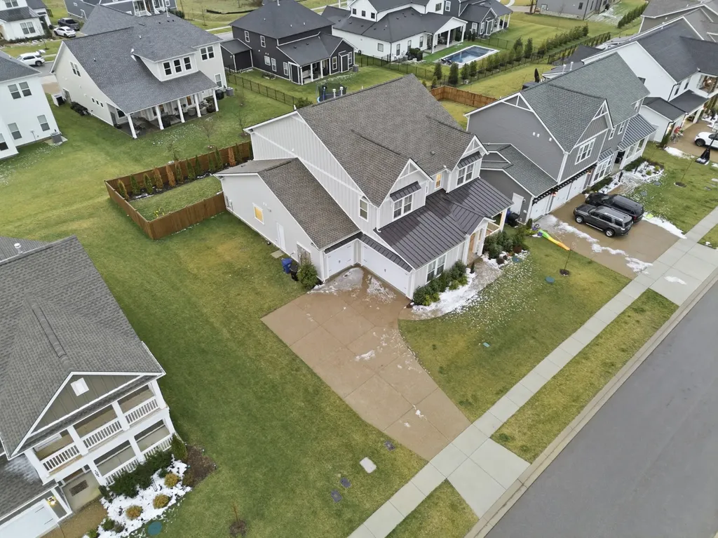 1065 Pine Creek Drive Arrington TN 37014